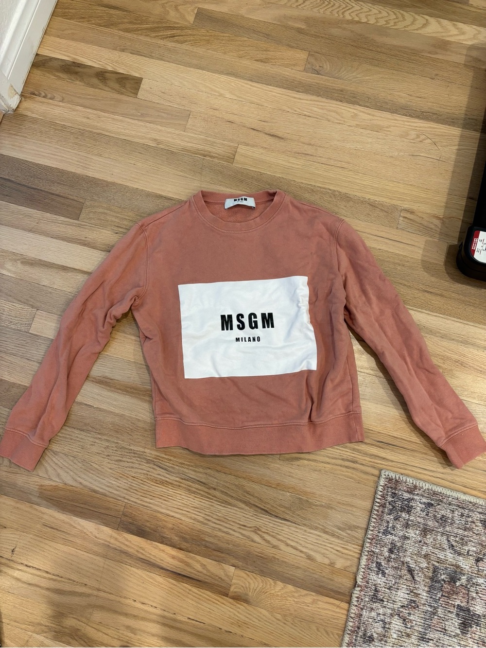 MSGM Men's Dusty Rose Crewneck Sweatshirt with White Logo Panel